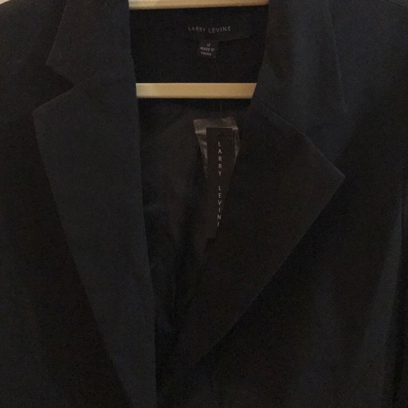 Blazer - Picture 3 of 3